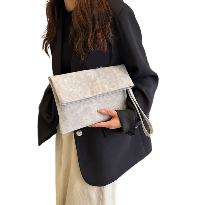 https://ae01.alicdn.com/kf/S7d69f79ebb814821868aa76252608ebaG/E74B-Women-Leather-Clutch-Bag-Wedding-Party-Evening-Purse-Handbags-Leather-Wristlet-Wallet-Phone-Bags-with.jpg