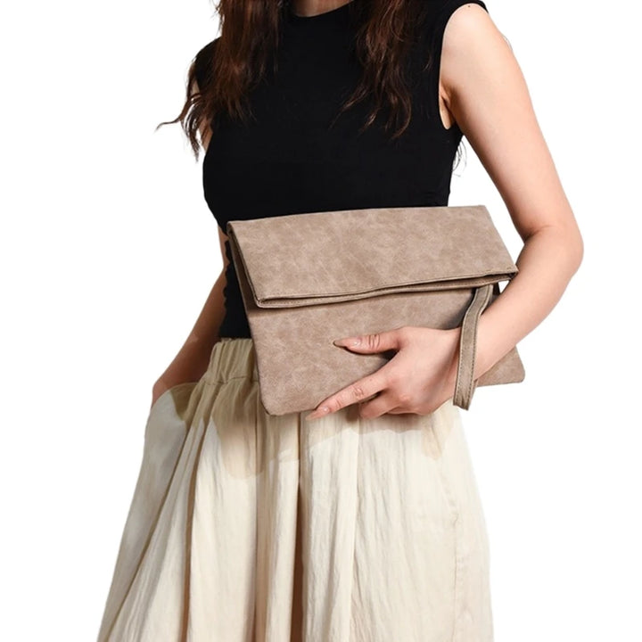 https://ae01.alicdn.com/kf/S7c3cea221edb463c978f39d035de0f59H/E74B-Women-Leather-Clutch-Bag-Wedding-Party-Evening-Purse-Handbags-Leather-Wristlet-Wallet-Phone-Bags-with.jpg