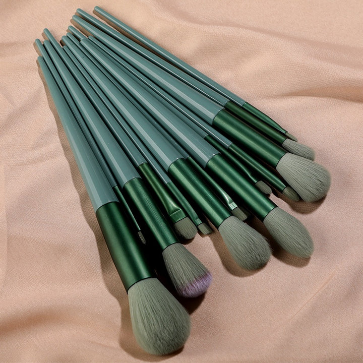 13 brochas de maquillaje extra suaves